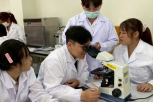 มุ่งสร้างหลักประกันให้มีรูปแบบการผลิตและการบริโภคที่ยั่งยืน